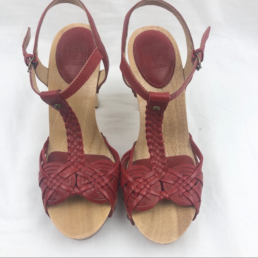 Frye Dolly red woven t-strap heeled sandal size 7